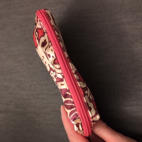 Small pouch - Picture 4 of 8